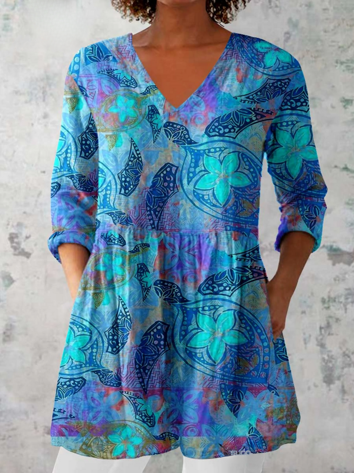 Delia Printed Longline V Neck Blouse