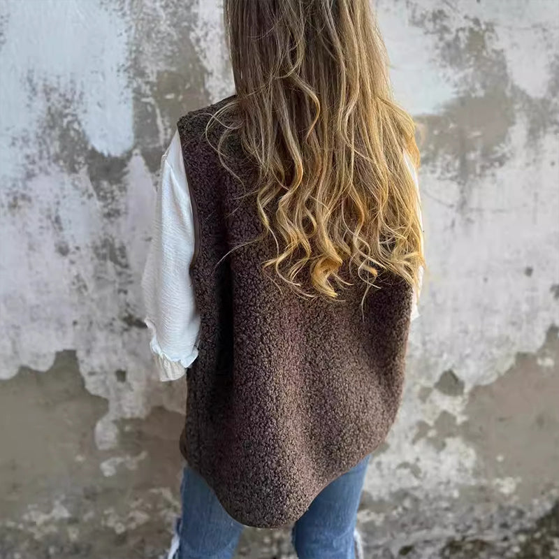 Julia - Women's Cozy Long Cardigan with Buttons and Pockets for Autumn Style