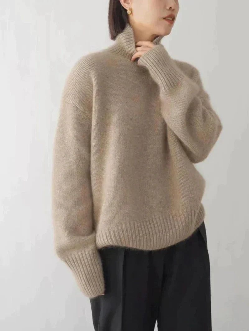 Luxurious Cashmere Sweater Women - Soft Black Turtleneck for Ultimate Comfort