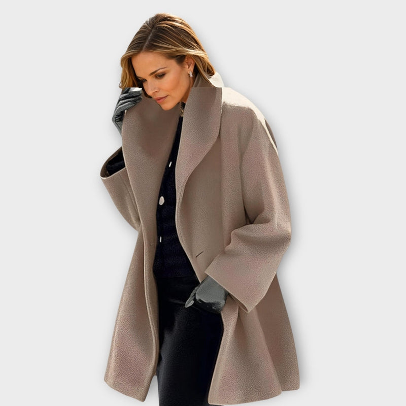 Vivienne - Windproof Wool Coat Women with Elegant Shawl Collar for Timeless Style