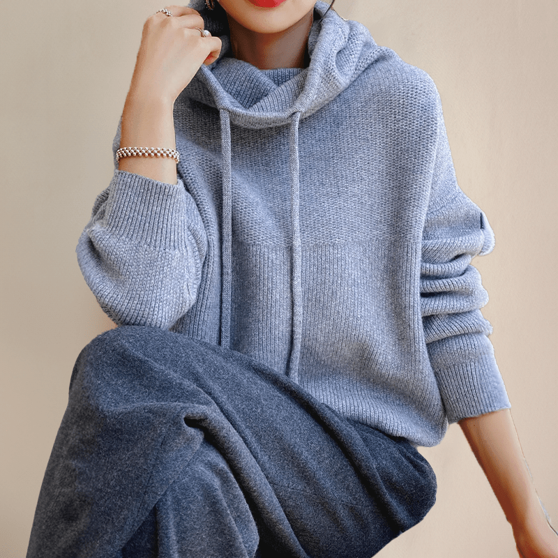 Charlotte Merino Wool Turtleneck Sweater for Warmth and Elegant Style