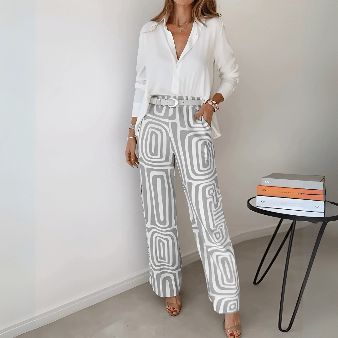 Giulia - Women's Two Piece Set with Geometric Print & Statement Belt