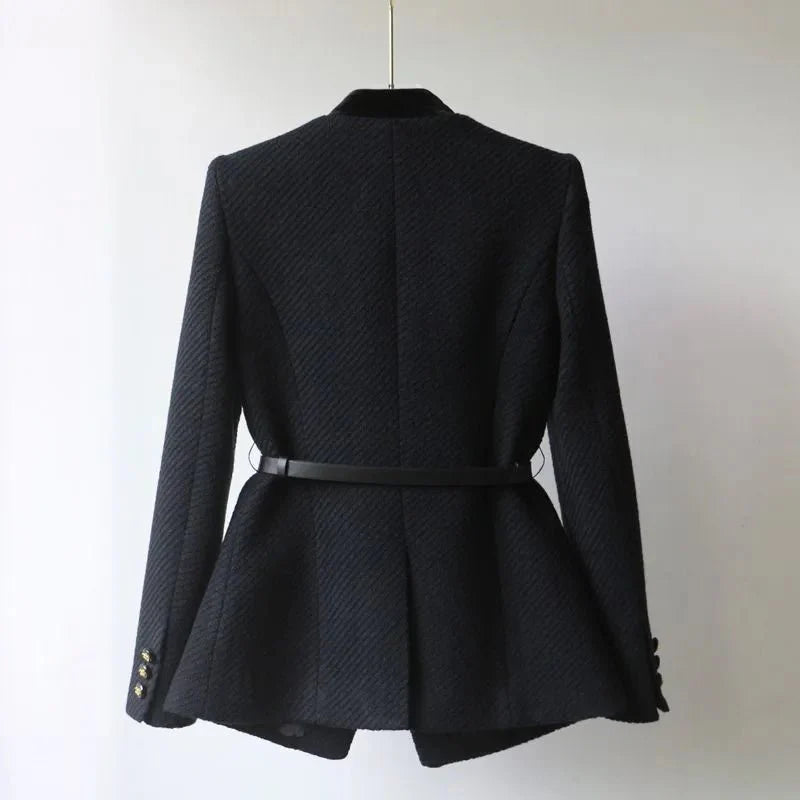 Sansa - Tailored Wool Blend Blazer for Elegant Professional Style