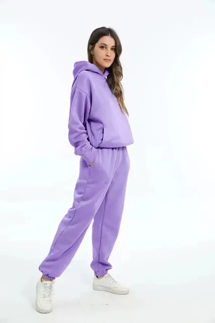 CozyNest – Women's Hoodie and Sweatpants Set for Stylish Everyday Comfort