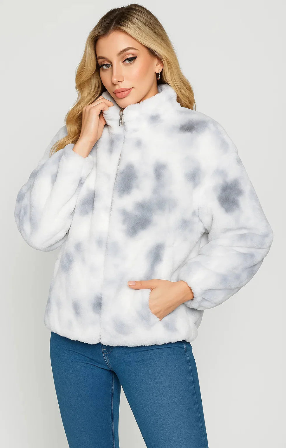 Cozy Puffer Jacket - Soft Fluffy Texture with Playful Navy Print for Cold Days