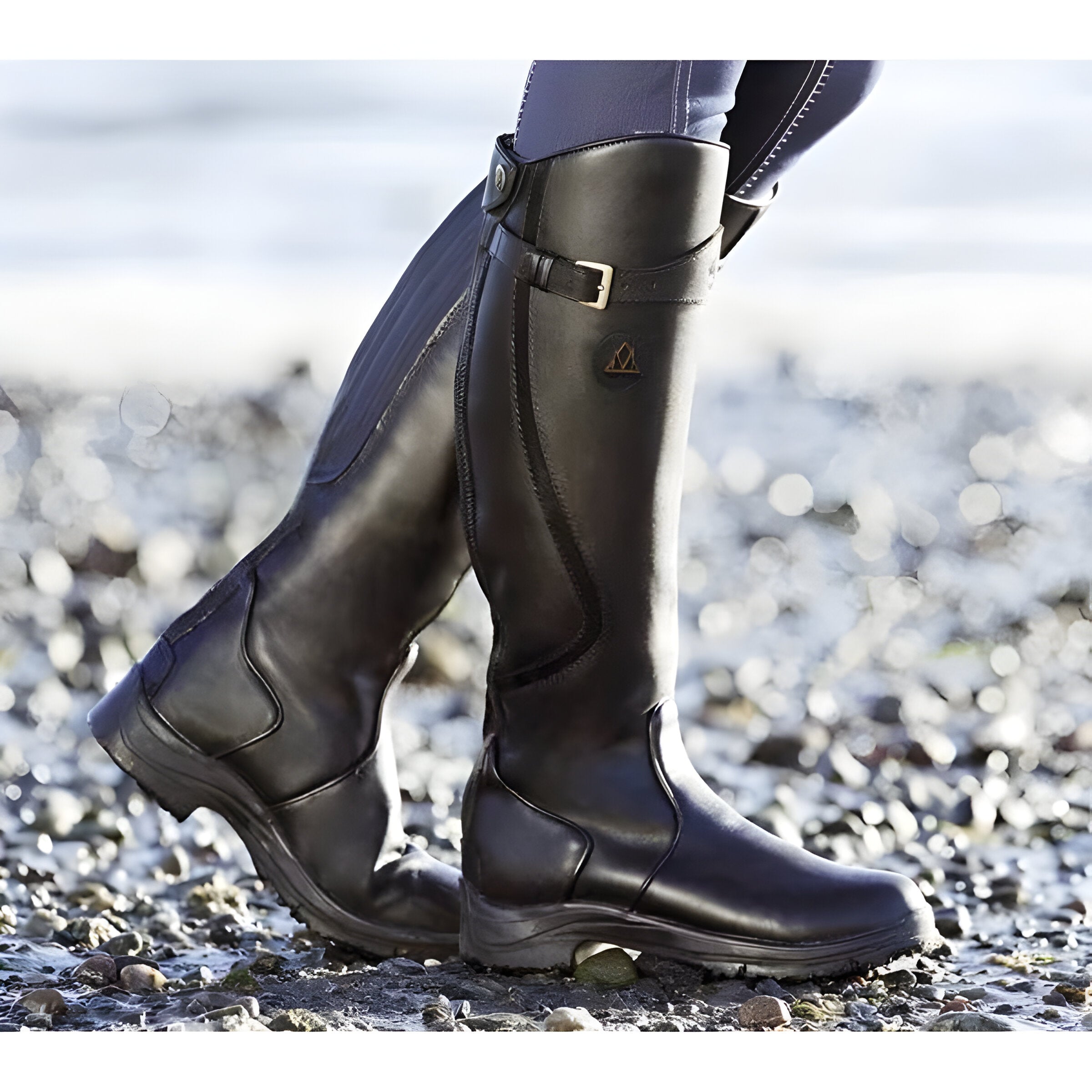 Elegant Women's Leather Boots with Built-in Support for All-Day Comfort