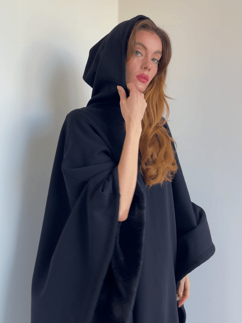 Luxe Luxury Fleece Poncho with Hood for Ultimate Warmth and Comfort