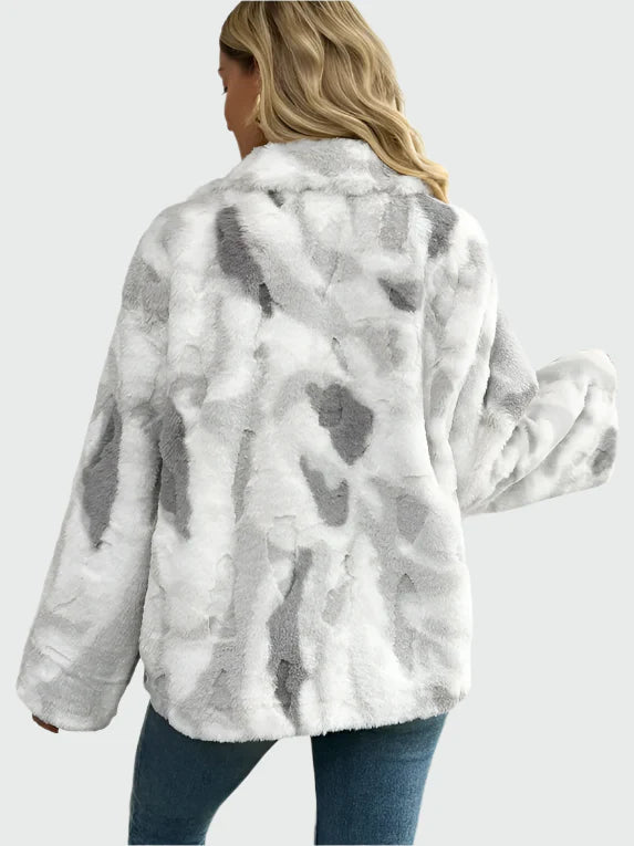 Modern Marble Pattern Fleece Jacket - Soft and Stylish Comfort for Women
