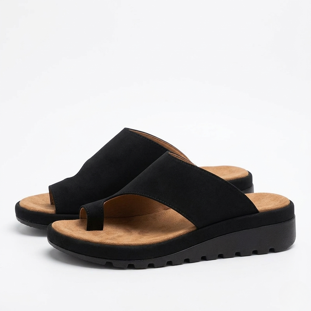 Toe Ring Wedge Slides