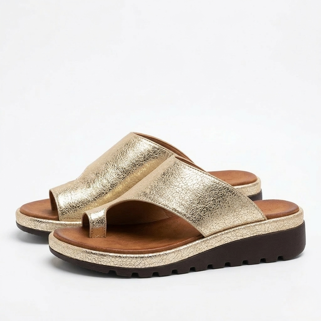 Toe Ring Wedge Slides